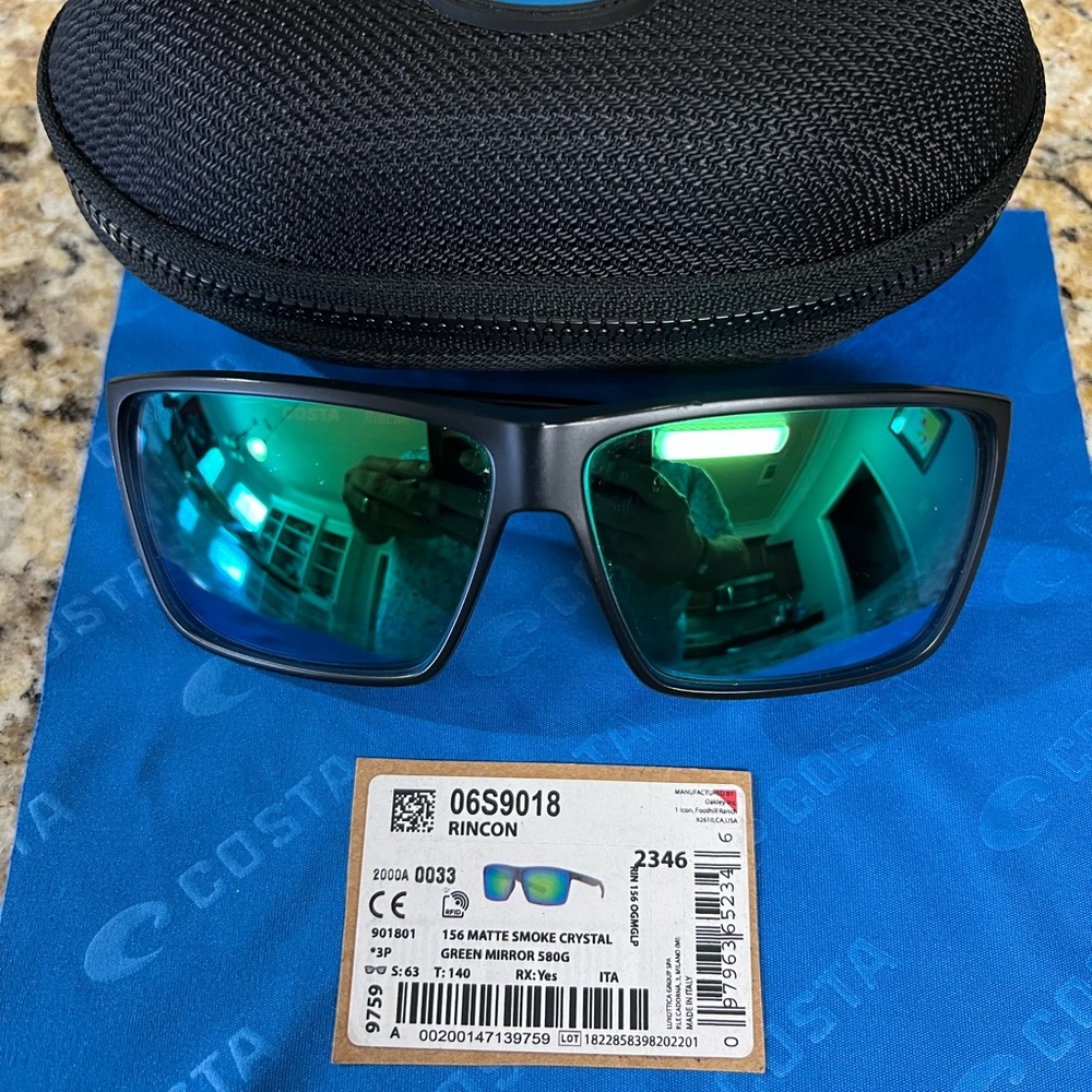 Costa Rincon Sunglasses with Green Mirror Lenses